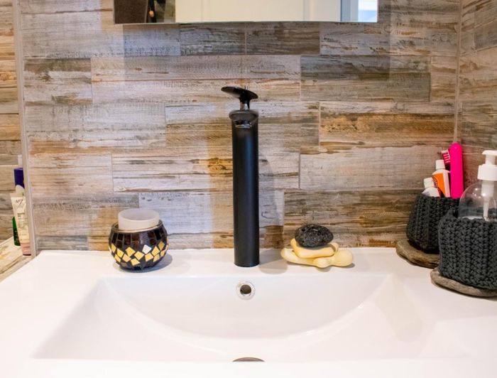 Image No.15-2 Bed Property for sale