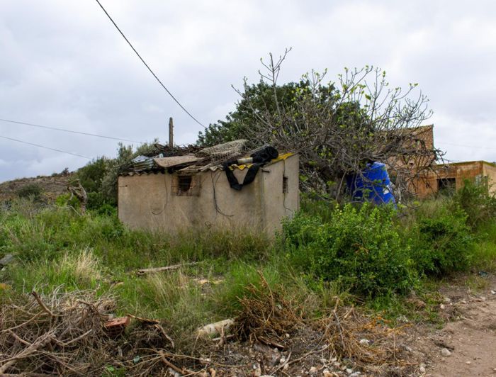 Image No.22-2 Bed Country House for sale