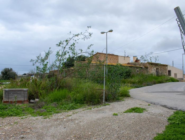 Image No.32-2 Bed Country House for sale