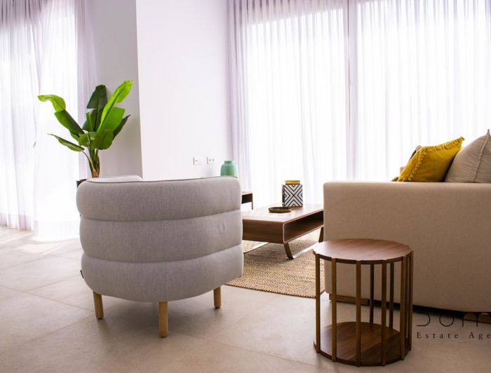 Image No.11-3 Bed Property for sale