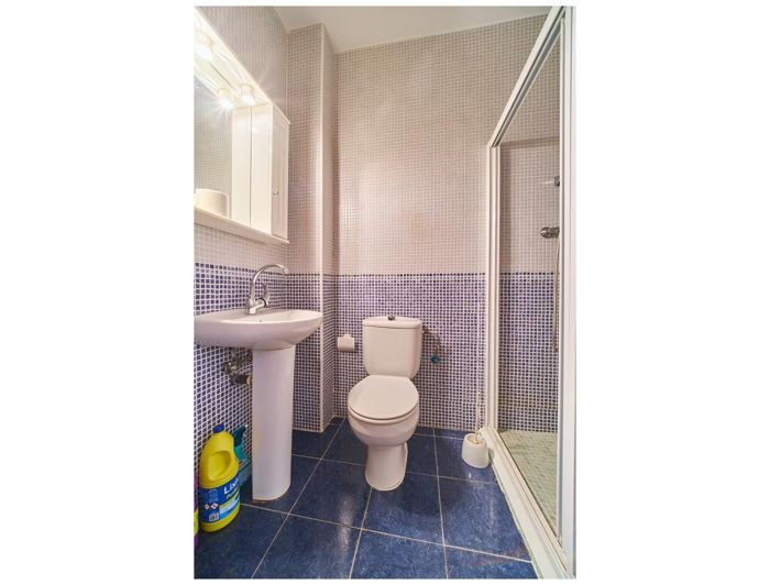 Image No.14-5 Bed Townhouse for sale