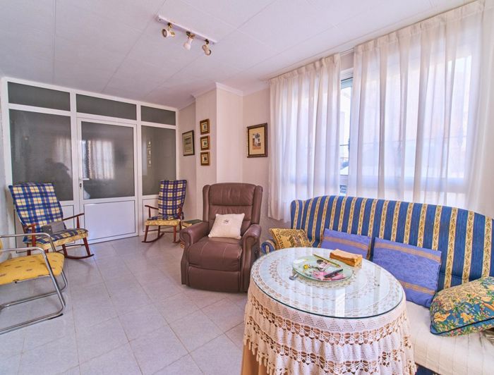 Image No.9-5 Bed Townhouse for sale