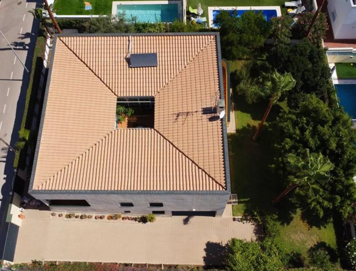 Image No.3-4 Bed Property for sale