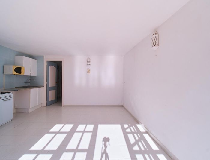 Image No.18-5 Bed Property for sale