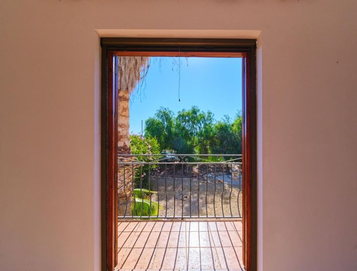 Image No.26-5 Bed Property for sale