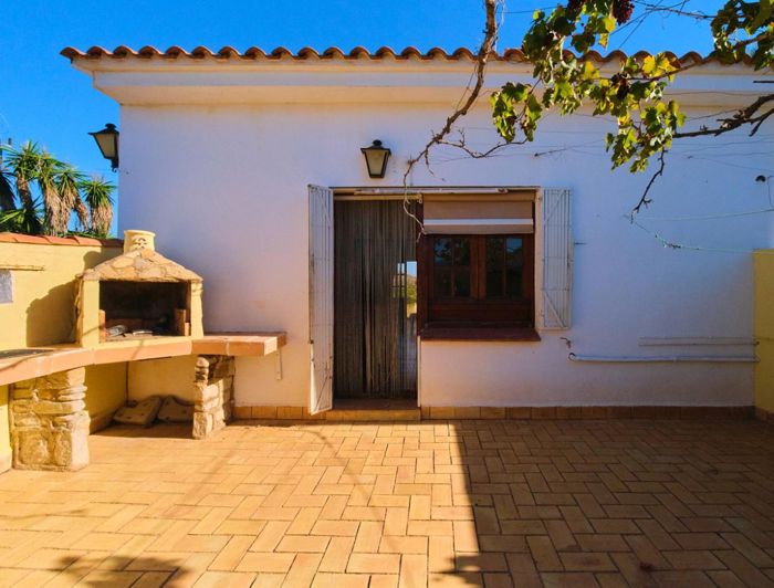 Image No.43-5 Bed Property for sale