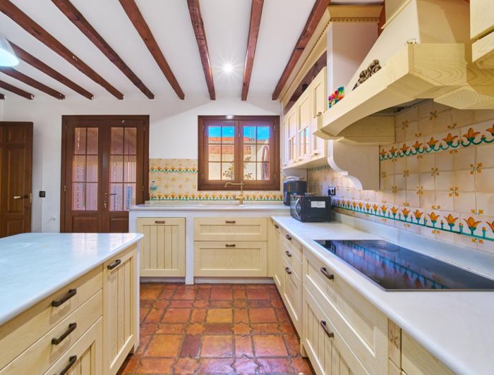 Image No.17-5 Bed Villa for sale