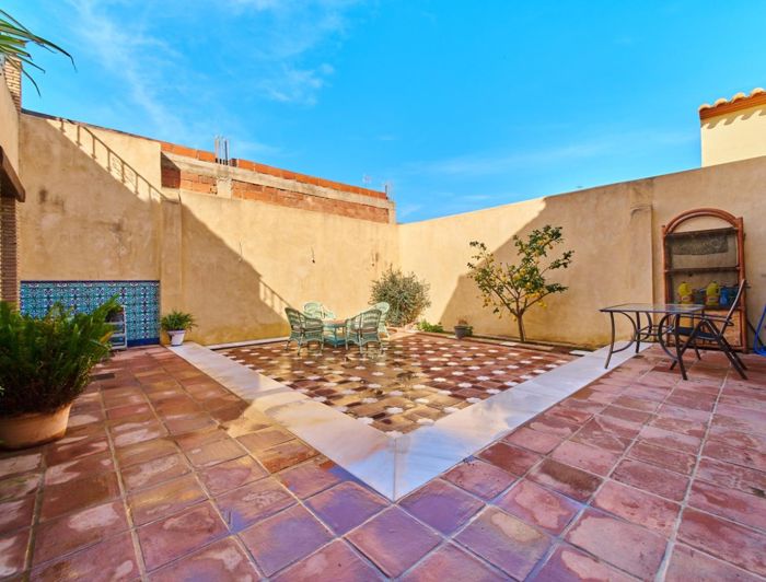 Image No.18-5 Bed Villa for sale
