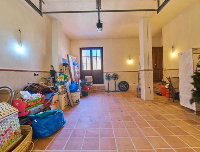 Image No.26-5 Bed Villa for sale