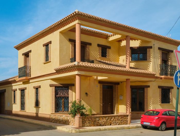 Image No.3-5 Bed Villa for sale