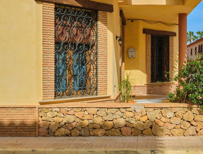 Image No.4-5 Bed Villa for sale