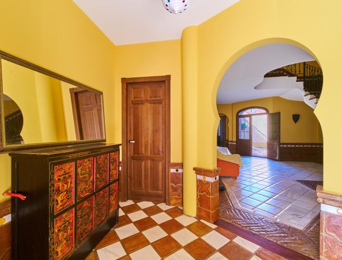 Image No.5-5 Bed Villa for sale