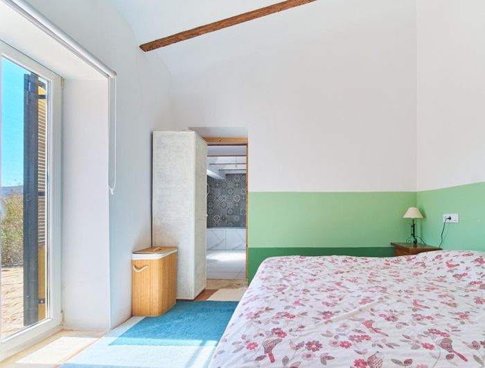 Image No.20-3 Bed Country House for sale