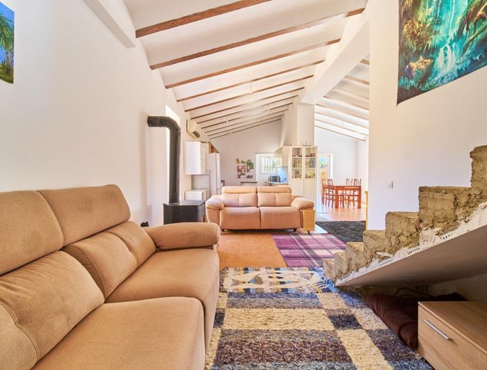 Image No.25-3 Bed Country House for sale