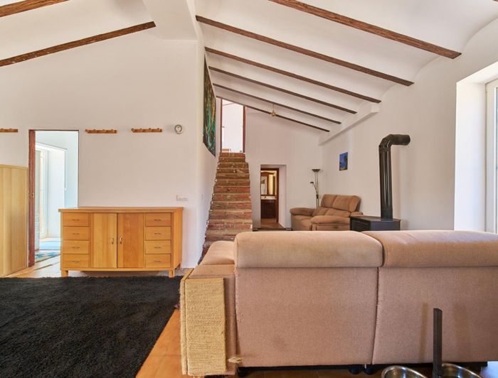 Image No.28-3 Bed Country House for sale