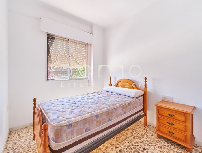 Image No.12-3 Bed Townhouse for sale