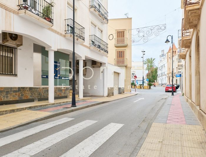 Image No.2-3 Bed Property for sale