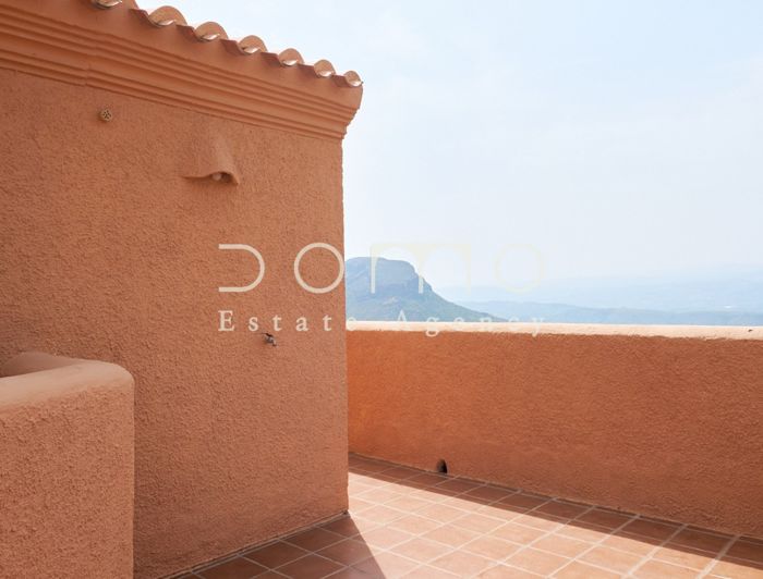 Image No.35-3 Bed Property for sale