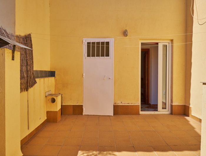 Image No.34-4 Bed Property for sale