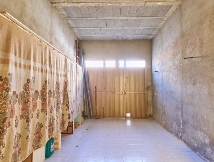 Image No.46-4 Bed Property for sale