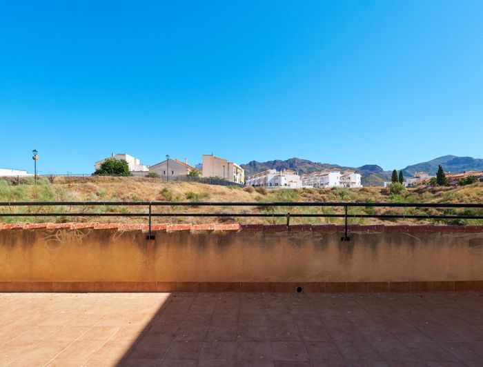 Image No.25-3 Bed Duplex for sale