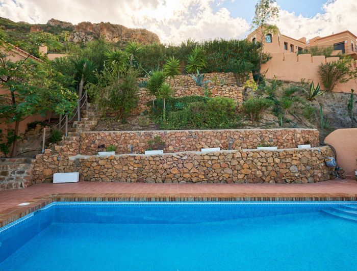 Image No.21-3 Bed Property for sale