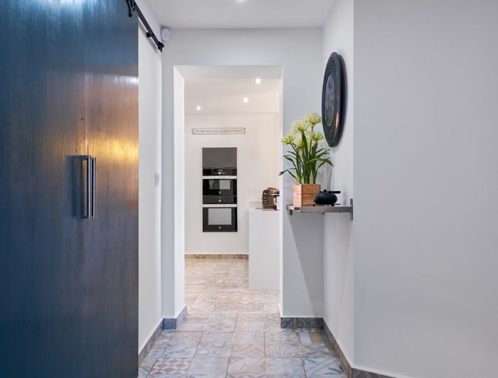 Image No.26-3 Bed Property for sale