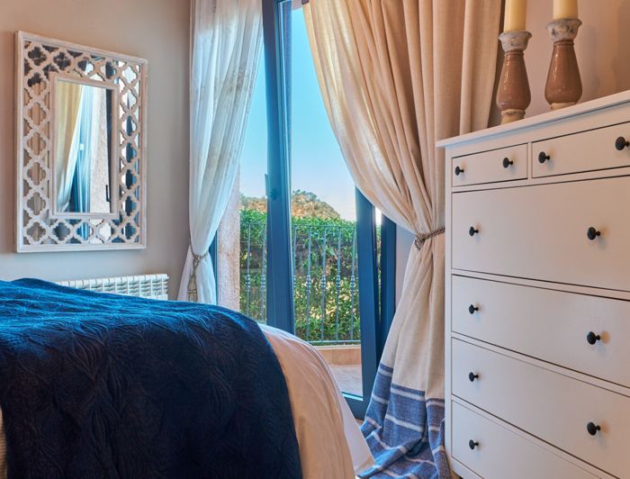 Image No.39-3 Bed Property for sale