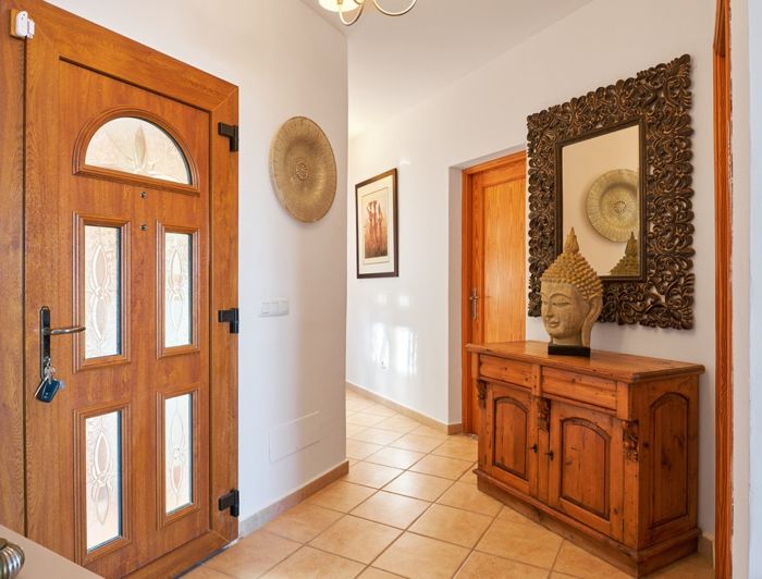 Image No.48-3 Bed Property for sale