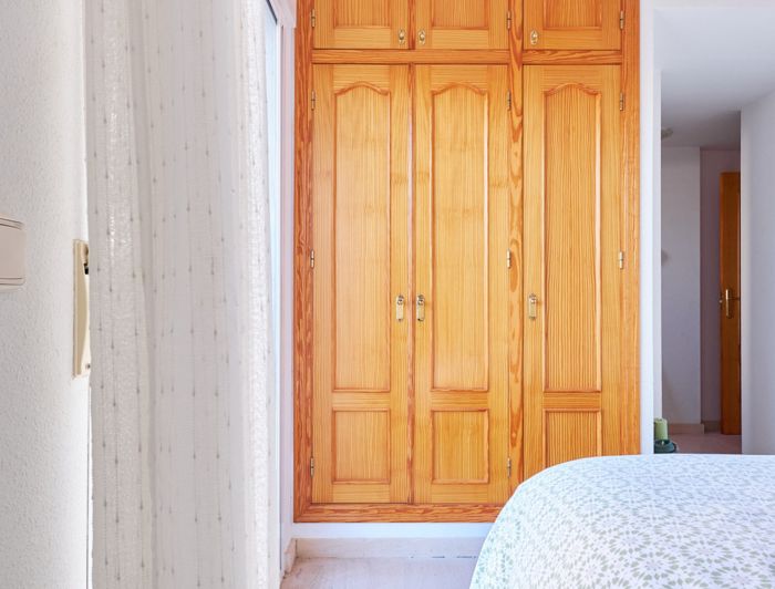 Image No.21-3 Bed Property for sale