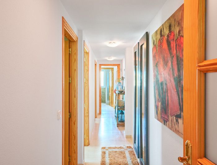 Image No.31-3 Bed Property for sale