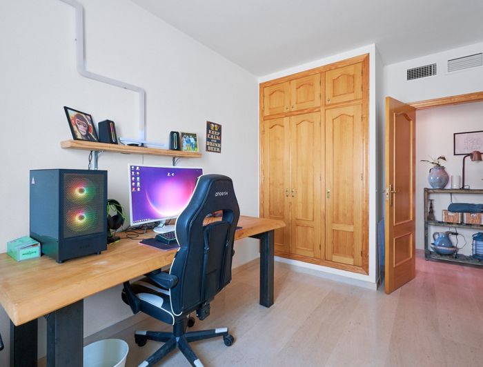 Image No.36-3 Bed Property for sale