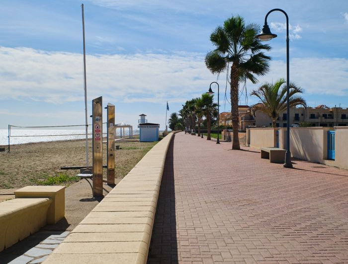 Image No.42-3 Bed Property for sale