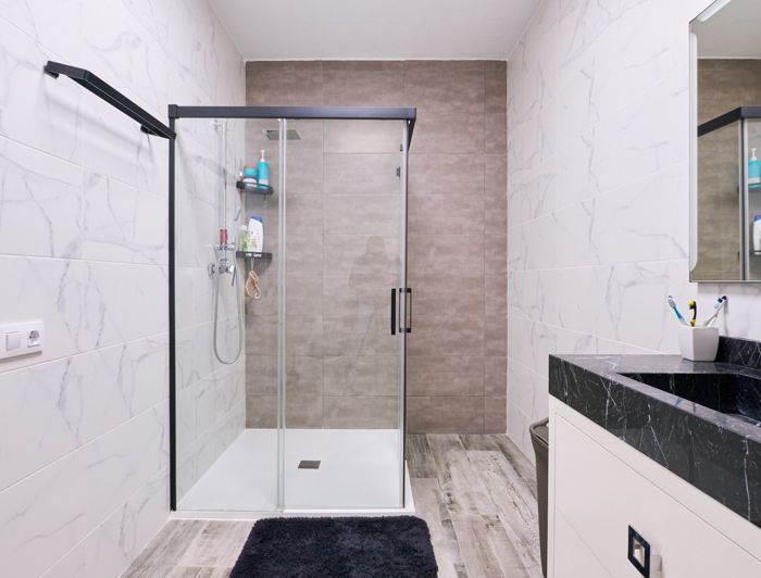 Image No.17-5 Bed Property for sale