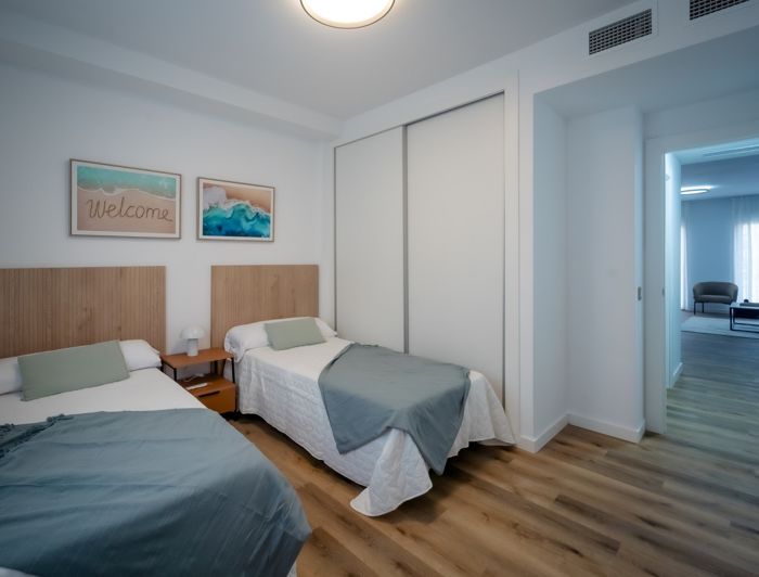 Image No.16-2 Bed Property for sale