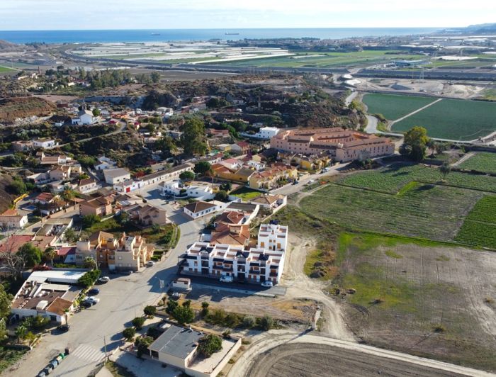 Image No.4-2 Bed Property for sale