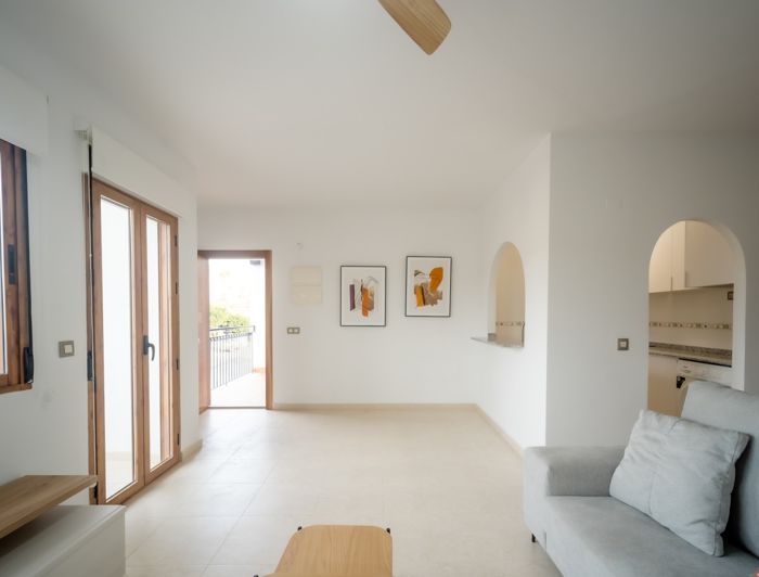 Image No.9-2 Bed Property for sale