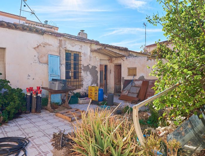 Image No.4-3 Bed Semi-Detached for sale