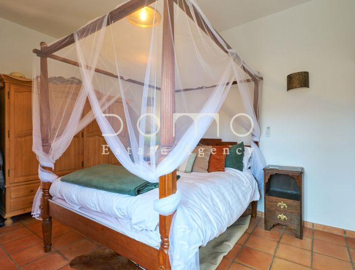 Image No.13-2 Bed Country House for sale