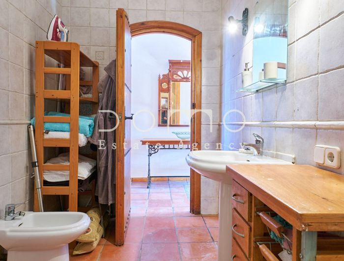 Image No.26-2 Bed Country House for sale