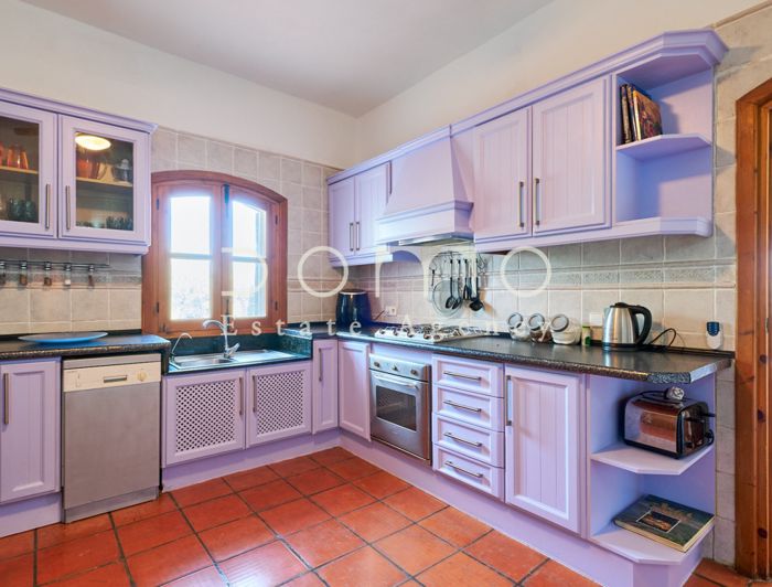 Image No.37-2 Bed Country House for sale