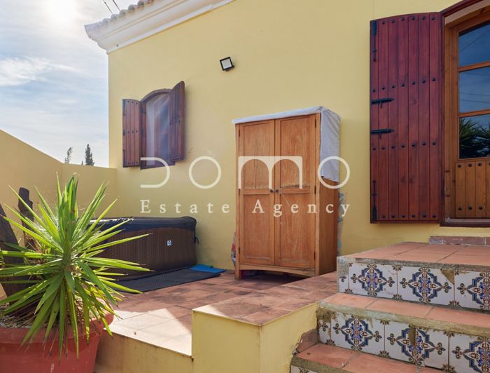 Image No.50-2 Bed Country House for sale