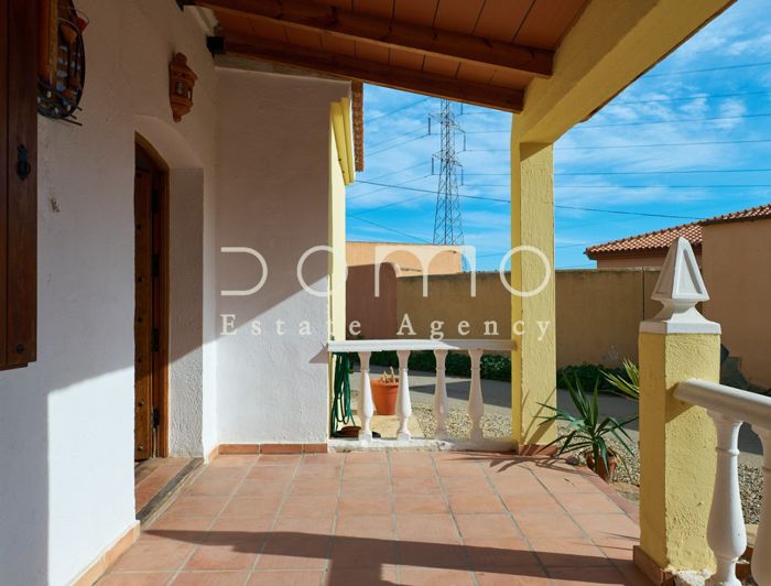 Image No.7-2 Bed Country House for sale