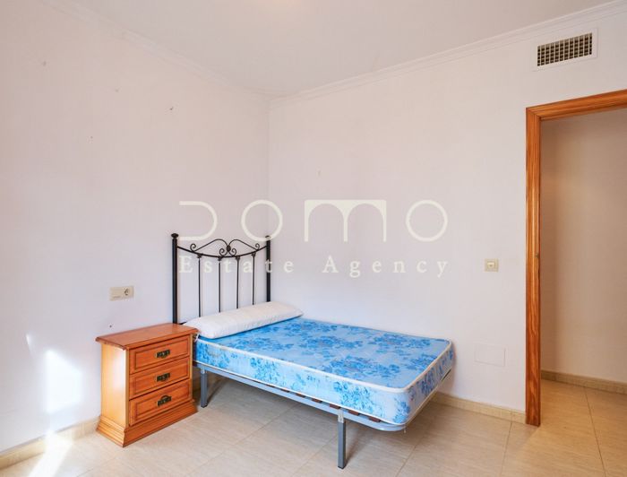 Image No.21-3 Bed Property for sale