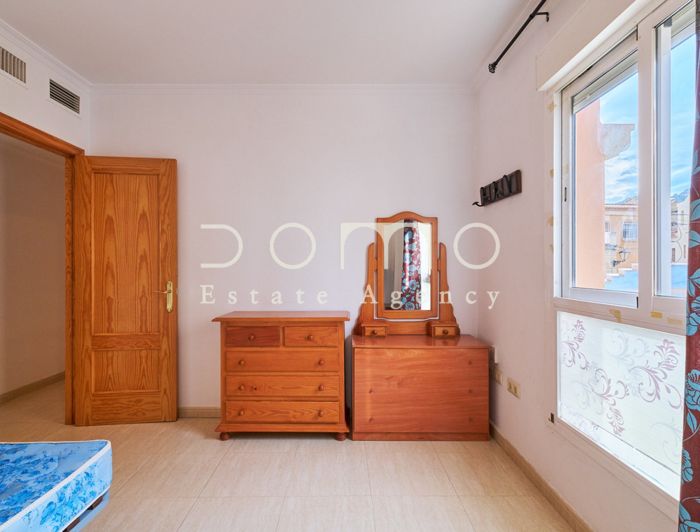 Image No.22-3 Bed Property for sale