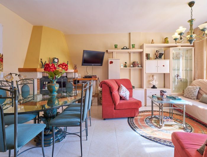 Image No.16-3 Bed Semi-Detached for sale