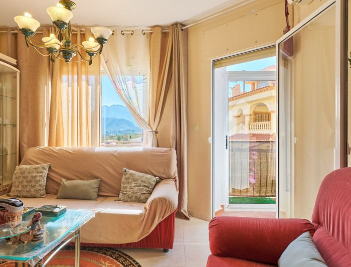 Image No.19-3 Bed Semi-Detached for sale