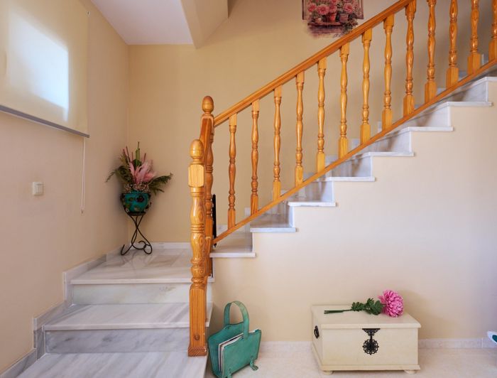 Image No.28-3 Bed Semi-Detached for sale