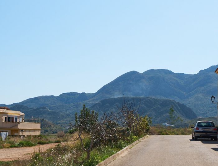 Image No.47-3 Bed Semi-Detached for sale