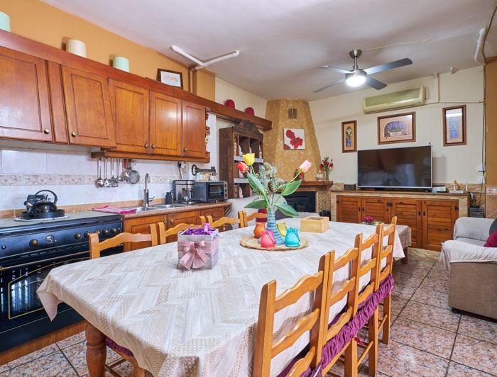 Image No.5-3 Bed Semi-Detached for sale